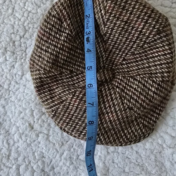 Brown Plaid Newsboy Cap & Brown Sun Glasses Duo - Picture 9 of 13